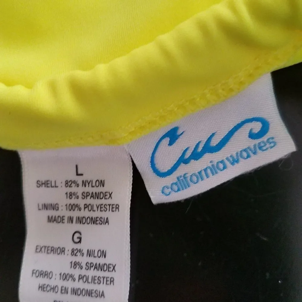 NEW California Waves Yellow Bikini Top asz Large